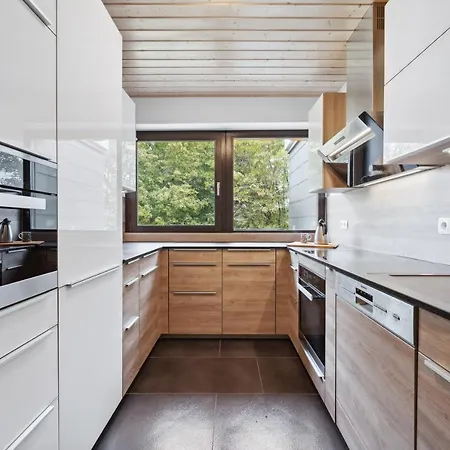Exquis Kunstvolles Luxusapartment I Designmoebel I Balkon I Homeoffice I Parken I Netflix شقة