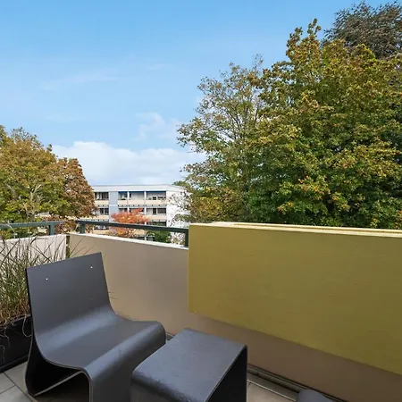 شقة Exquis Kunstvolles Luxusapartment I Designmoebel I Balkon I Homeoffice I Parken I Netflix بوبلنغ